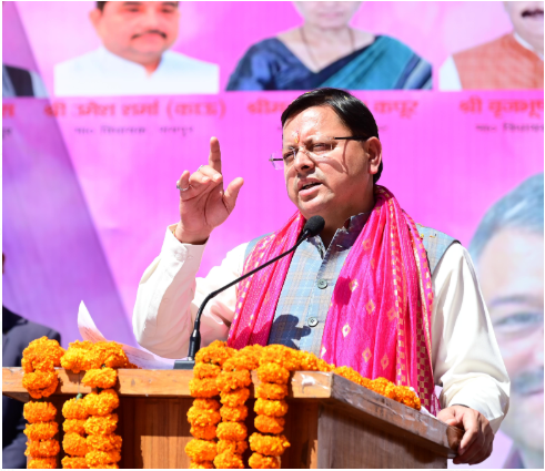 मुख्यमंत्री श्री पुष्कर सिंह धामी ने  नगर निगम देहरादून द्वारा आयोजित होली मिलन कार्यक्रम में प्रतिभाग किया।