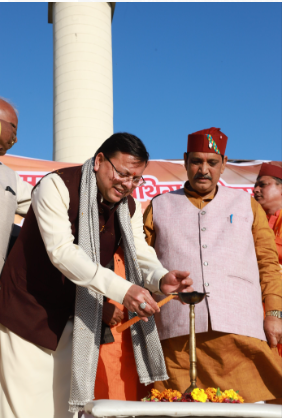 मुख्यमंत्री ने कहा कि प्रधानमंत्री श्री नरेंद्र मोदी के नेतृत्व में देश में विकास और विरासत को साथ में बढ़ाया जा रहा है।