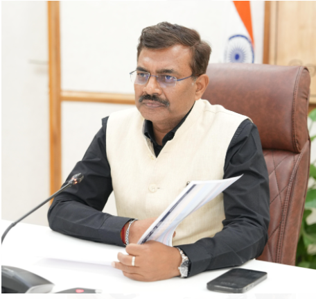 अपर मुख्य सचिव श्री आनन्द बर्द्धन ने सचिवालय में नाबार्ड की समीक्षा बैठक ली।